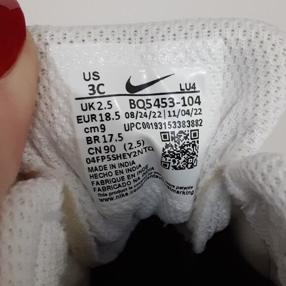 Nike Court Borough Low Top 2 Toddler 3 Sneakers White Black Basketball Running - Picture 7 of 7